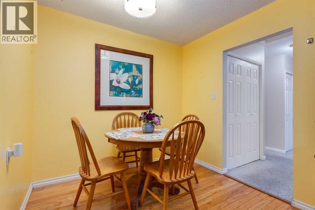 220 Oakridge Place SW — photo 7