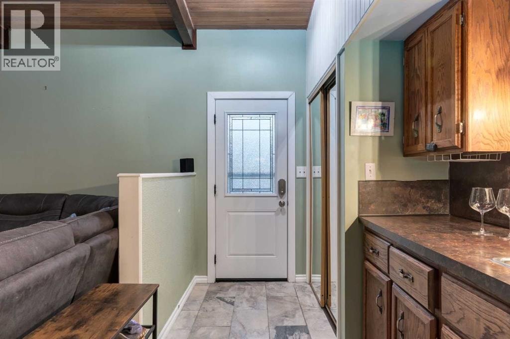 220 Oakridge Place SW — photo 17