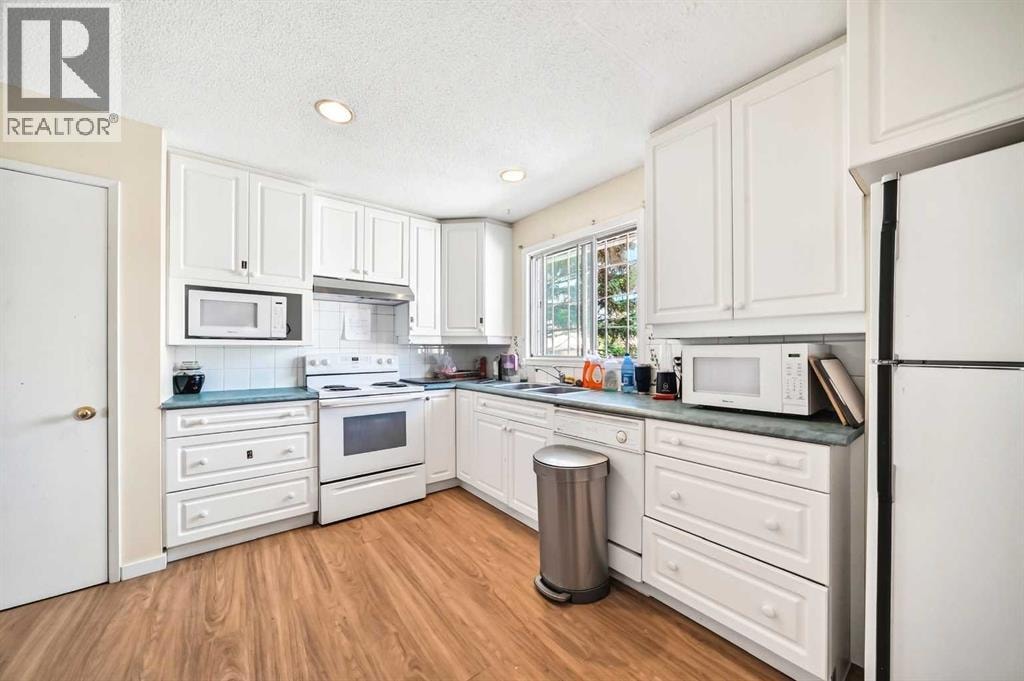 5051 Vantage Crescent NW — photo 10