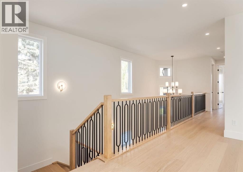 507 26 Avenue NE — photo 23