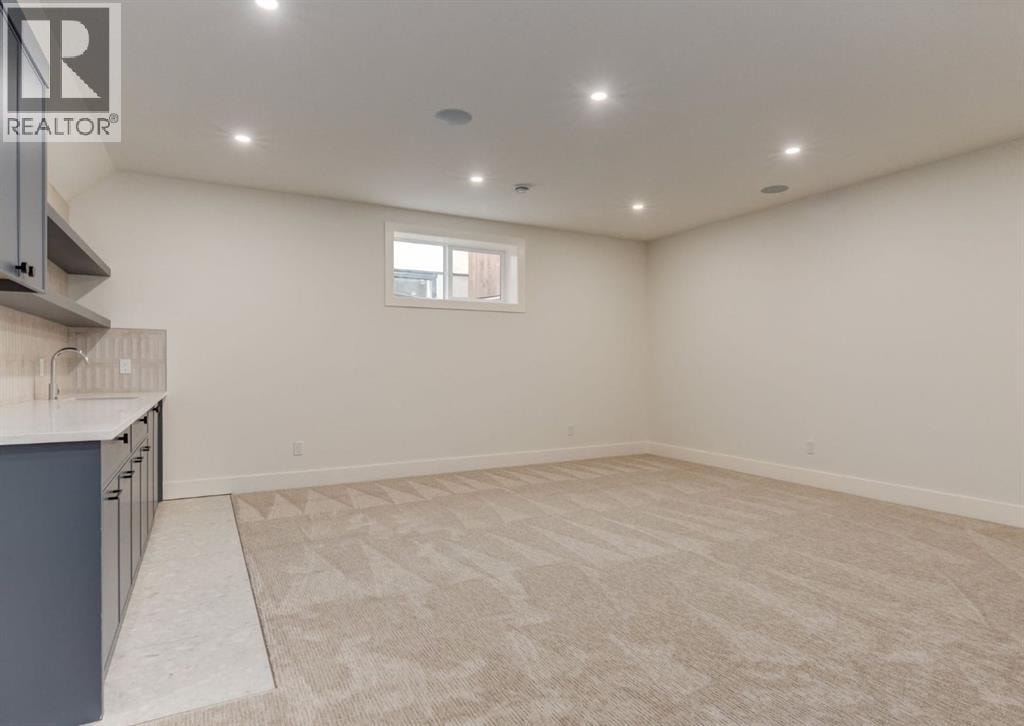 507 26 Avenue NE — photo 39