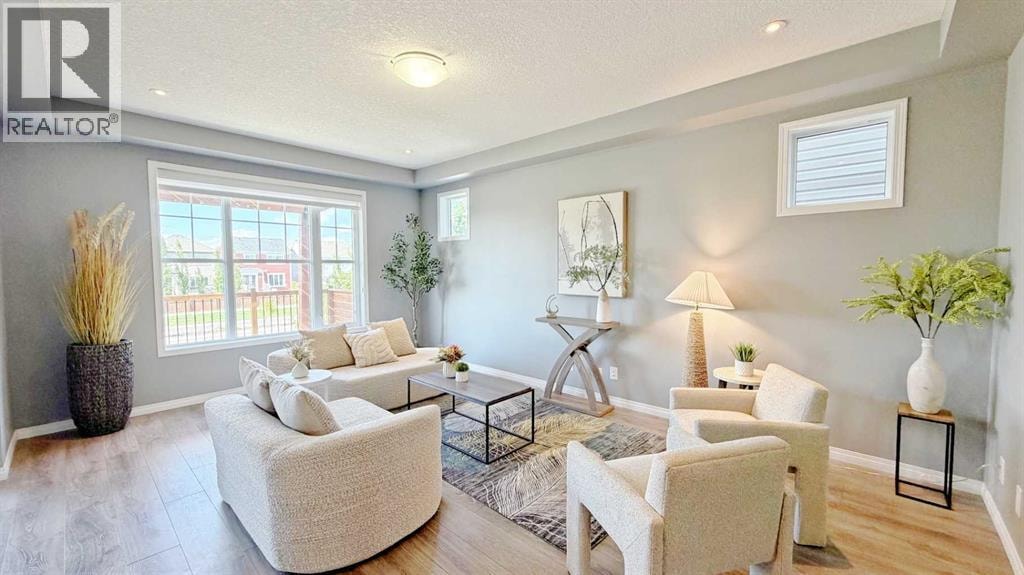 285 Windrow Crescent SW — photo 4