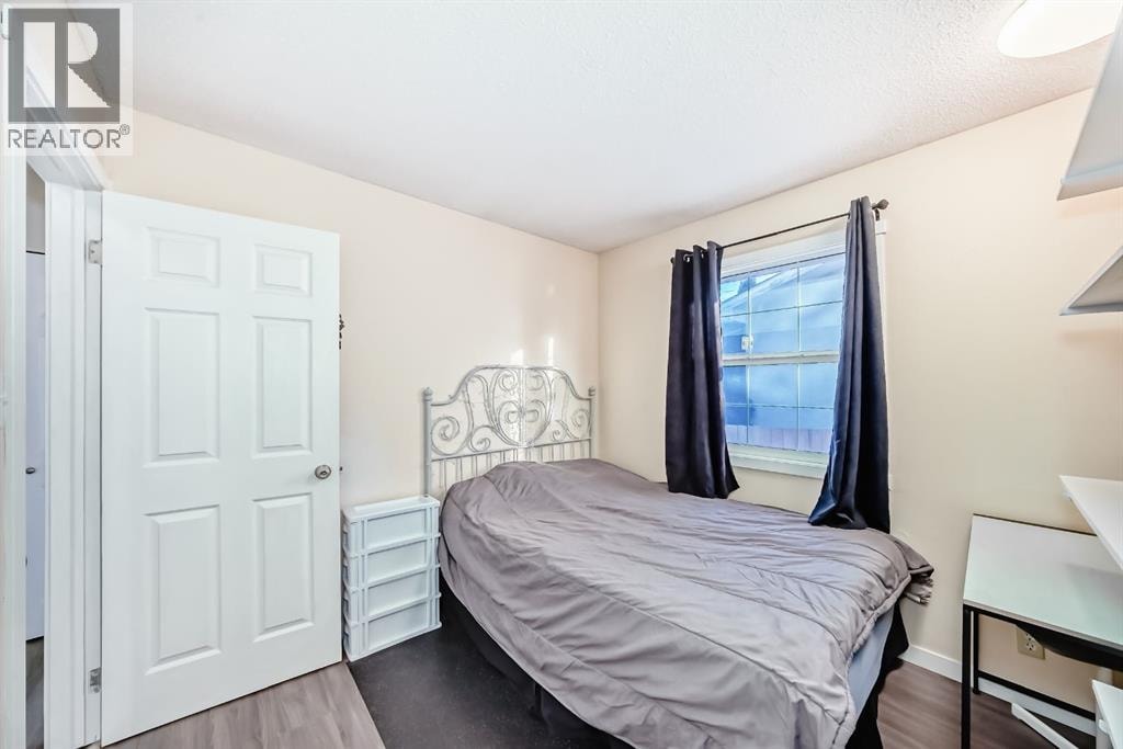 3221 32A Avenue SE — photo 18