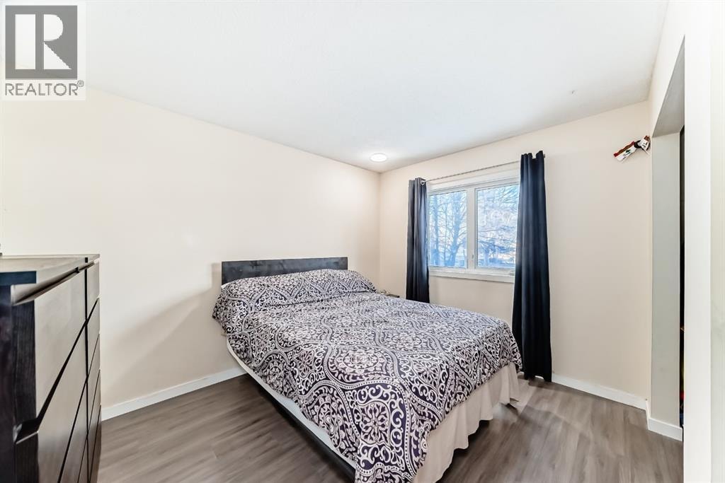 3221 32A Avenue SE — photo 17