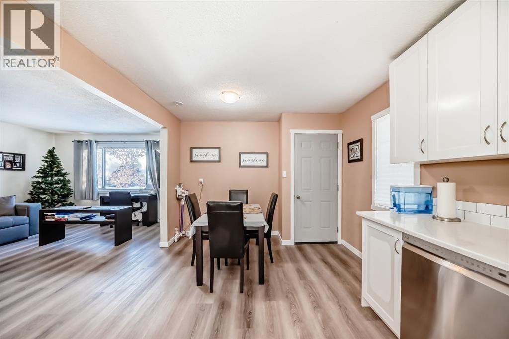 3221 32A Avenue SE — photo 8