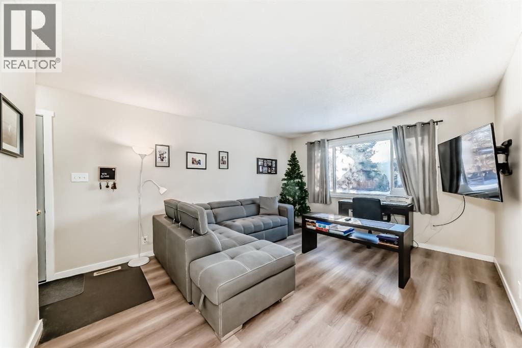 3221 32A Avenue SE — photo 5
