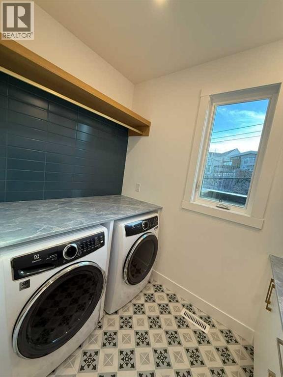 1924 10 Avenue NW — photo 25