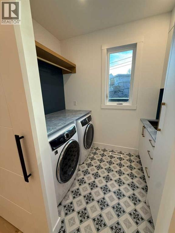 1924 10 Avenue NW — photo 26