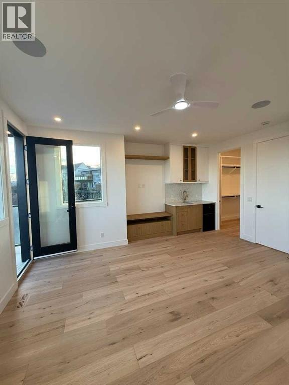 1924 10 Avenue NW — photo 33