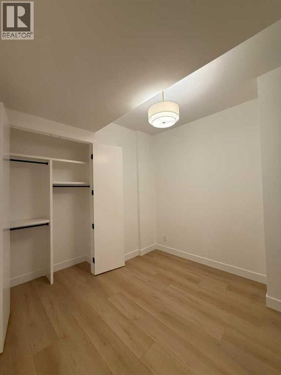 1924 10 Avenue NW — photo 48