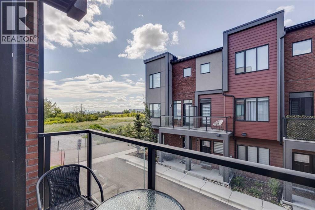 614 Greenbriar Common NW — photo 8