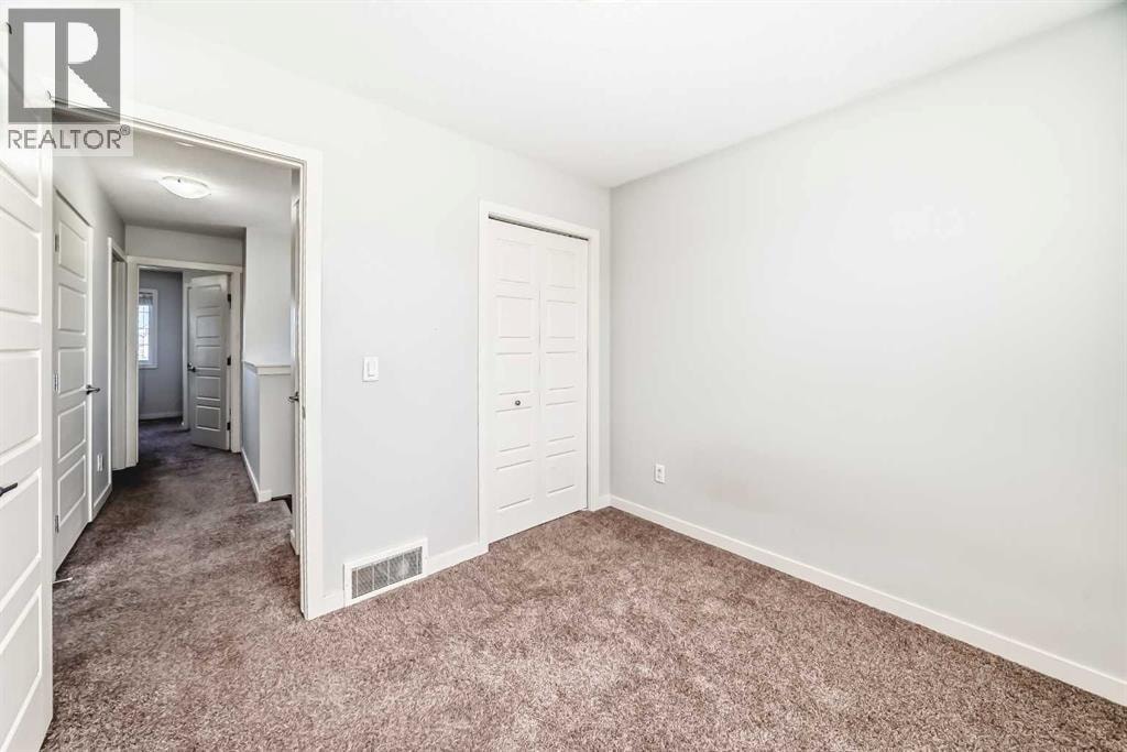 102 Saddlelake Terrace NE — photo 32