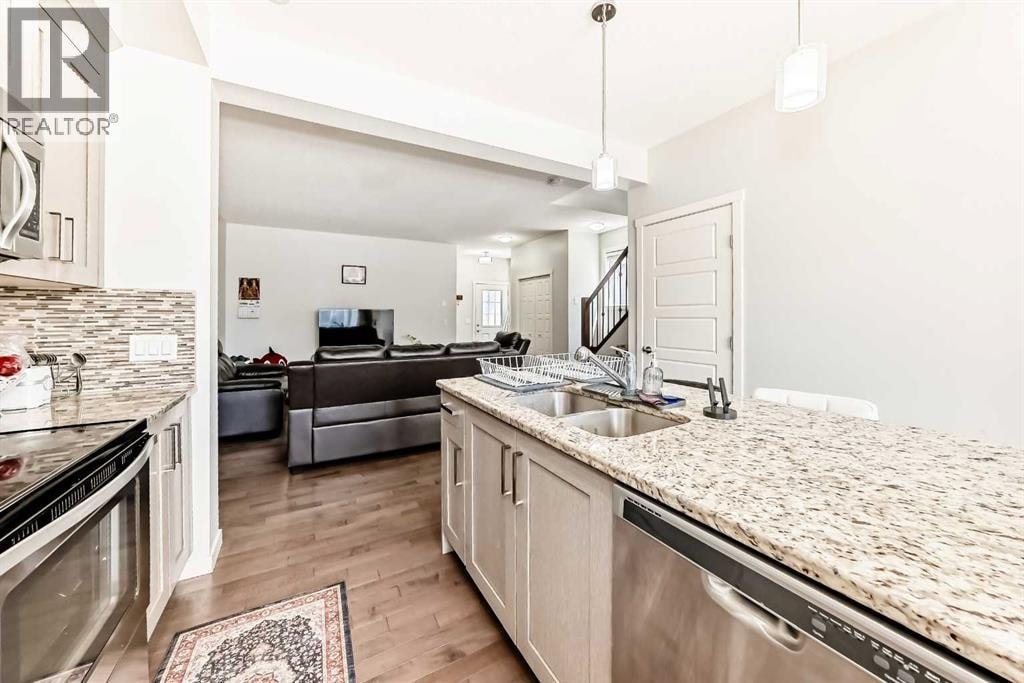 102 Saddlelake Terrace NE — photo 10