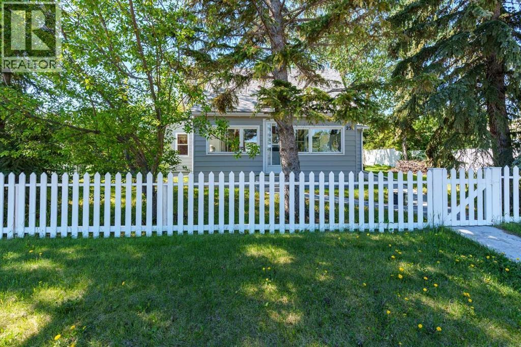 235 3 Street — photo 7