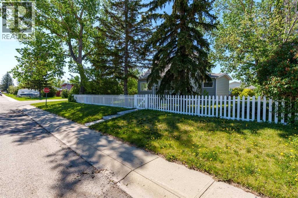 235 3 Street — photo 38