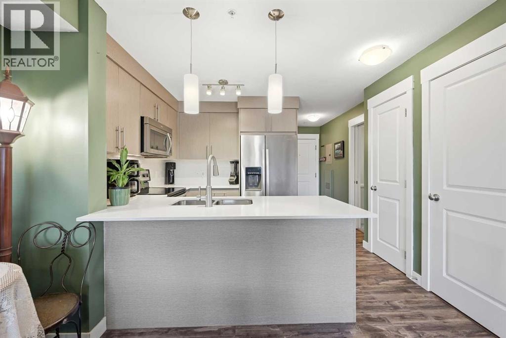 7206, 302 Skyview Ranch Drive NE — photo 10