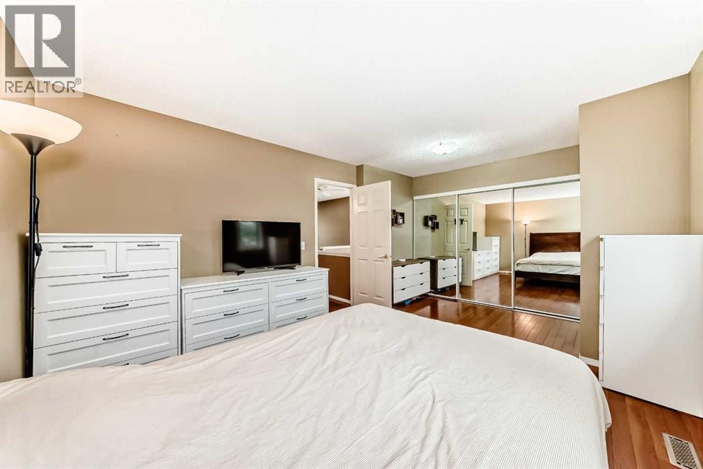 4 Glenbrook Villas SW — photo 16