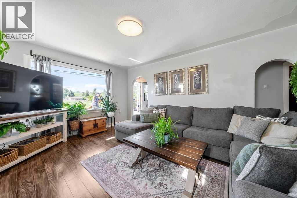 101 S Railway Street — photo 4