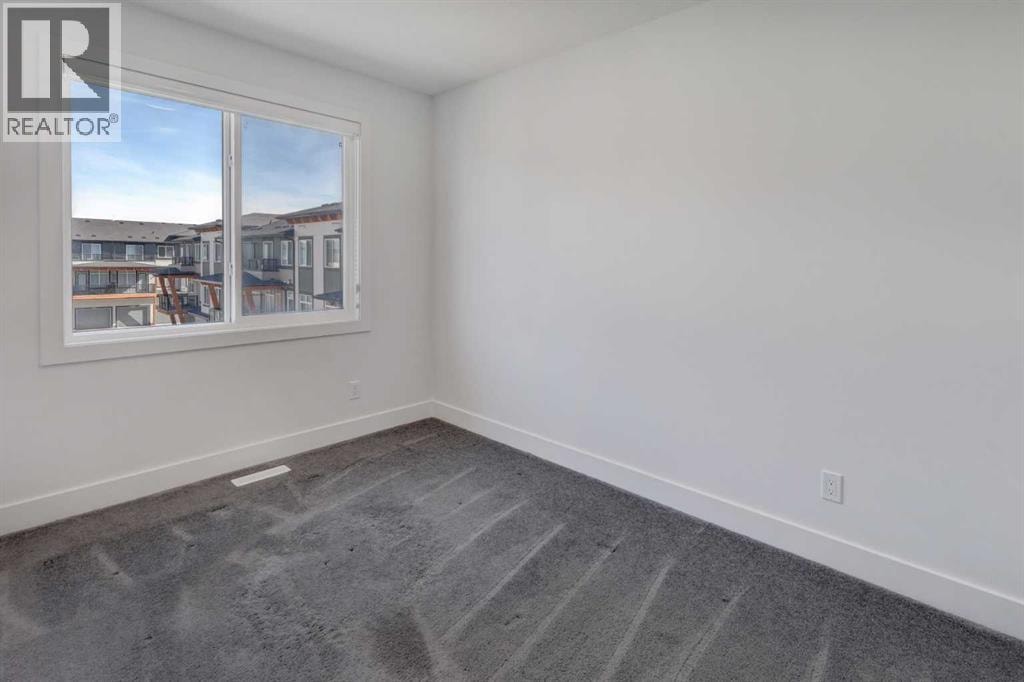 804, 10060 46 Street NE — photo 24