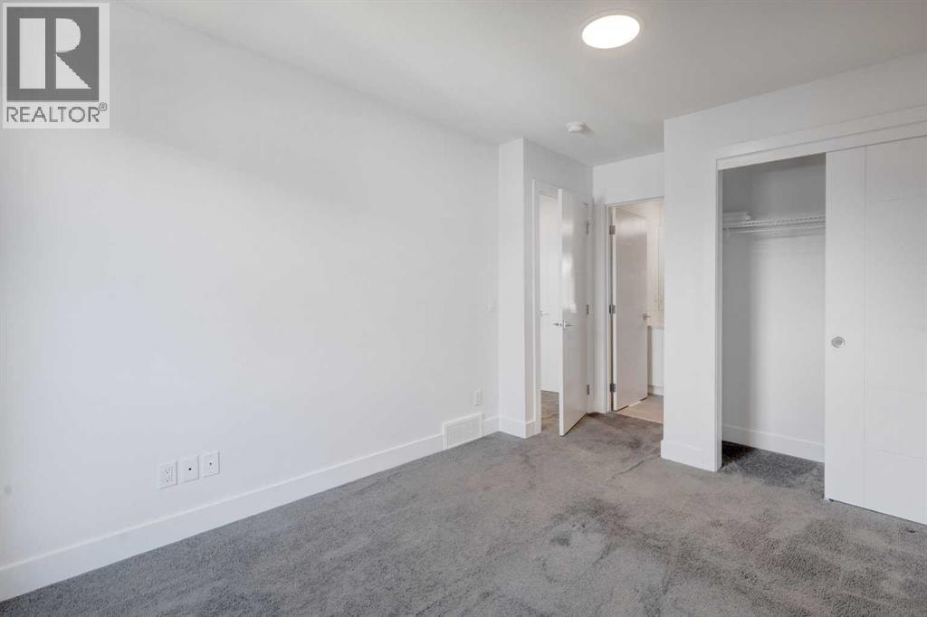 804, 10060 46 Street NE — photo 18