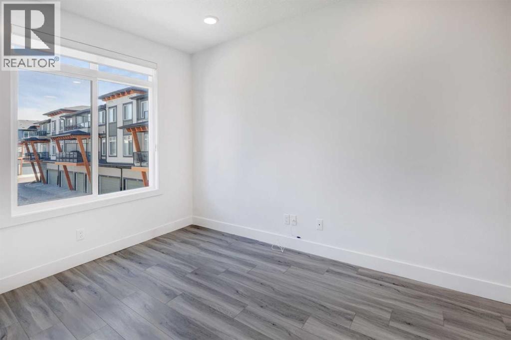 804, 10060 46 Street NE — photo 13