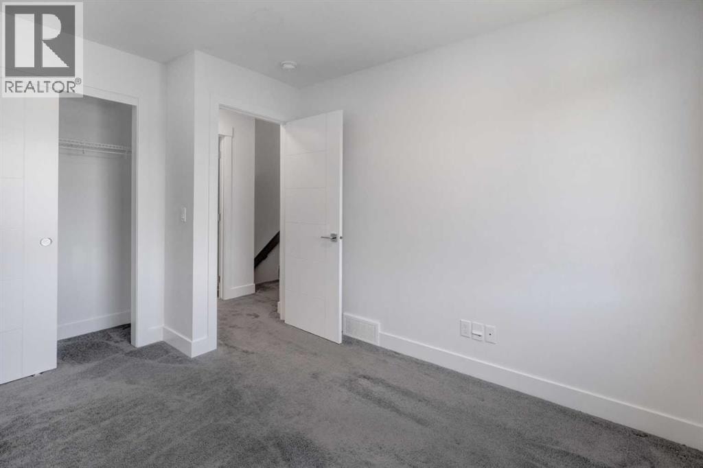 804, 10060 46 Street NE — photo 25