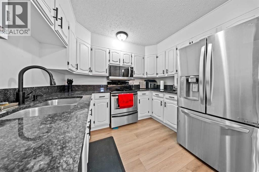 58 Templeson Crescent NE — photo 9