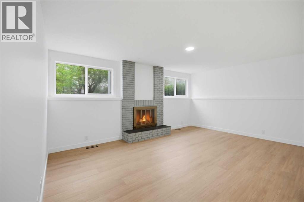 300 Edgehill Drive NW — photo 29
