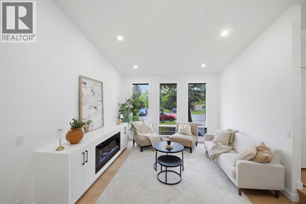 300 Edgehill Drive NW — photo 6