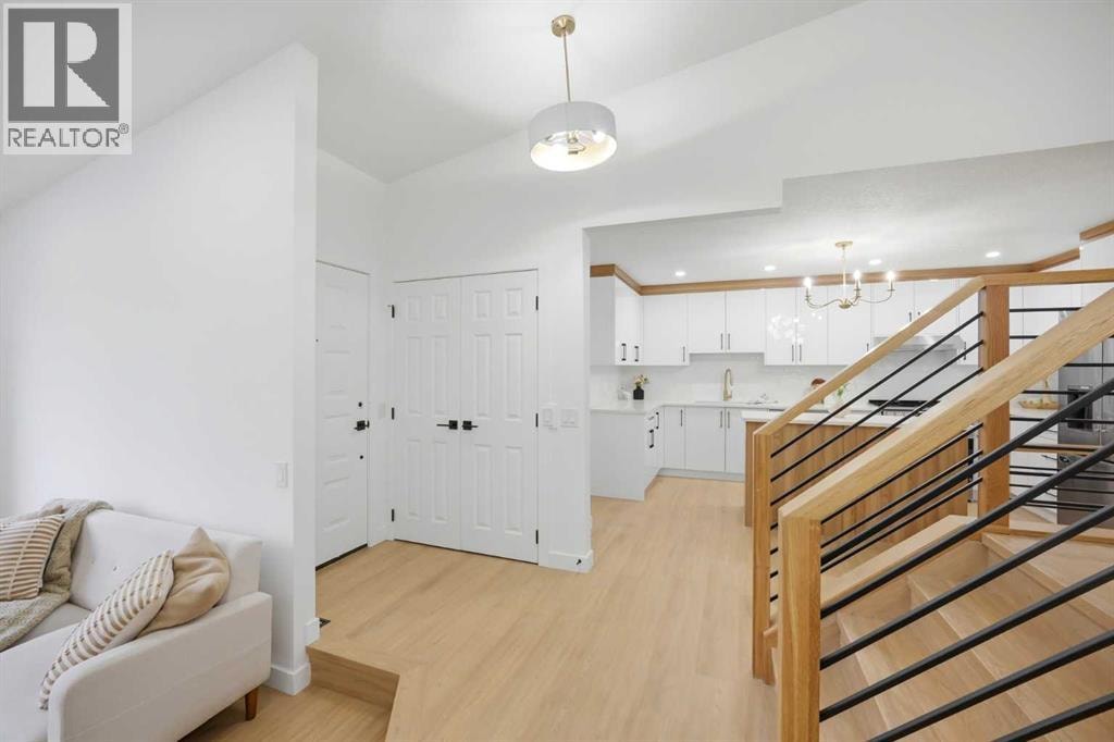 300 Edgehill Drive NW — photo 8
