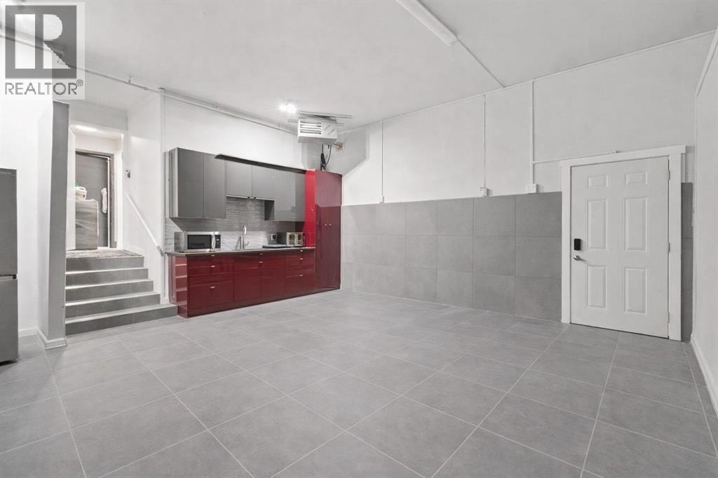 40 Wood Crescent SW — photo 22