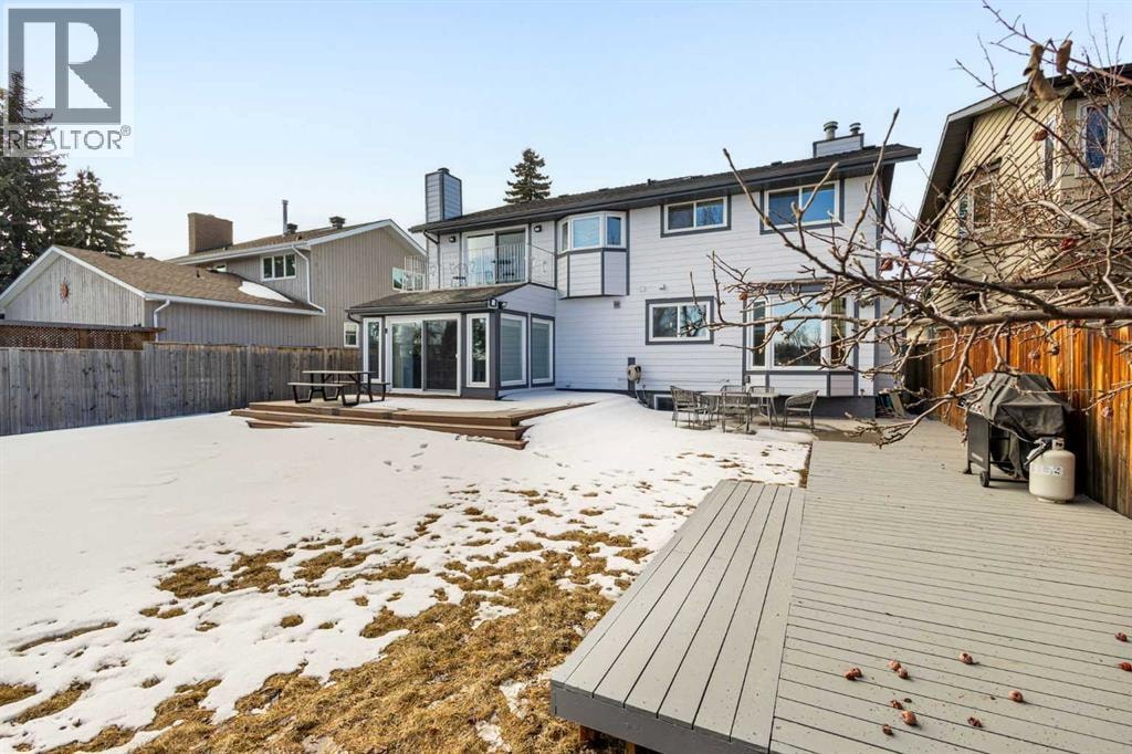 40 Wood Crescent SW — photo 46