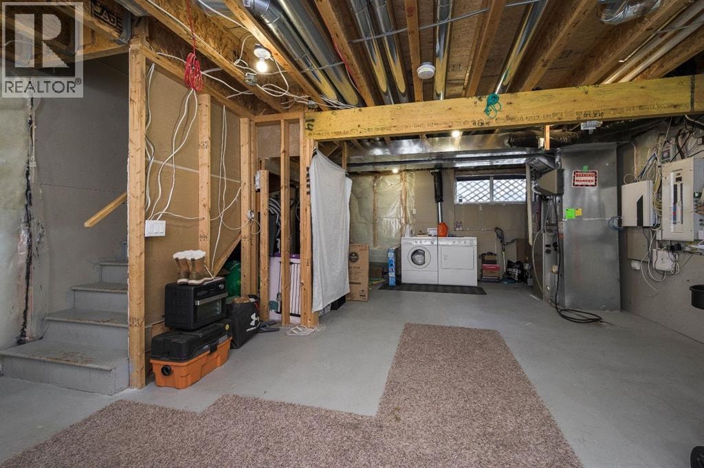 702 Panamount Boulevard NW — photo 27