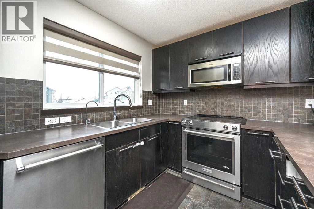 702 Panamount Boulevard NW — photo 8