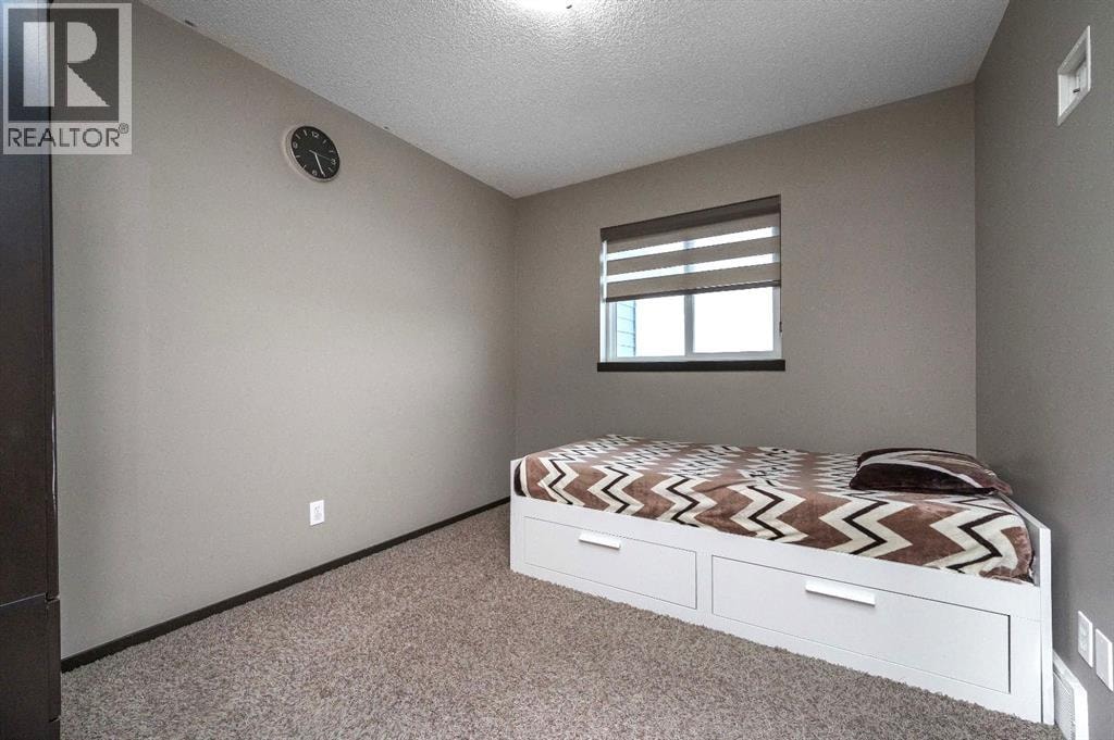 702 Panamount Boulevard NW — photo 17