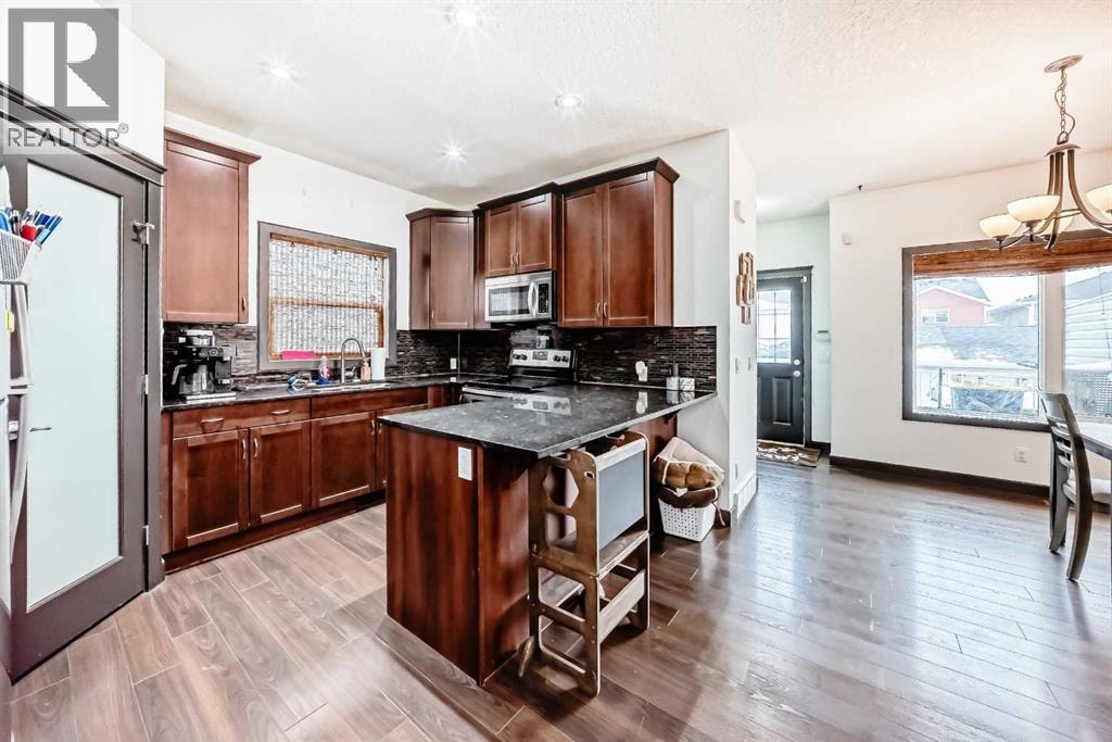 17 Redstone Common NE — photo 13