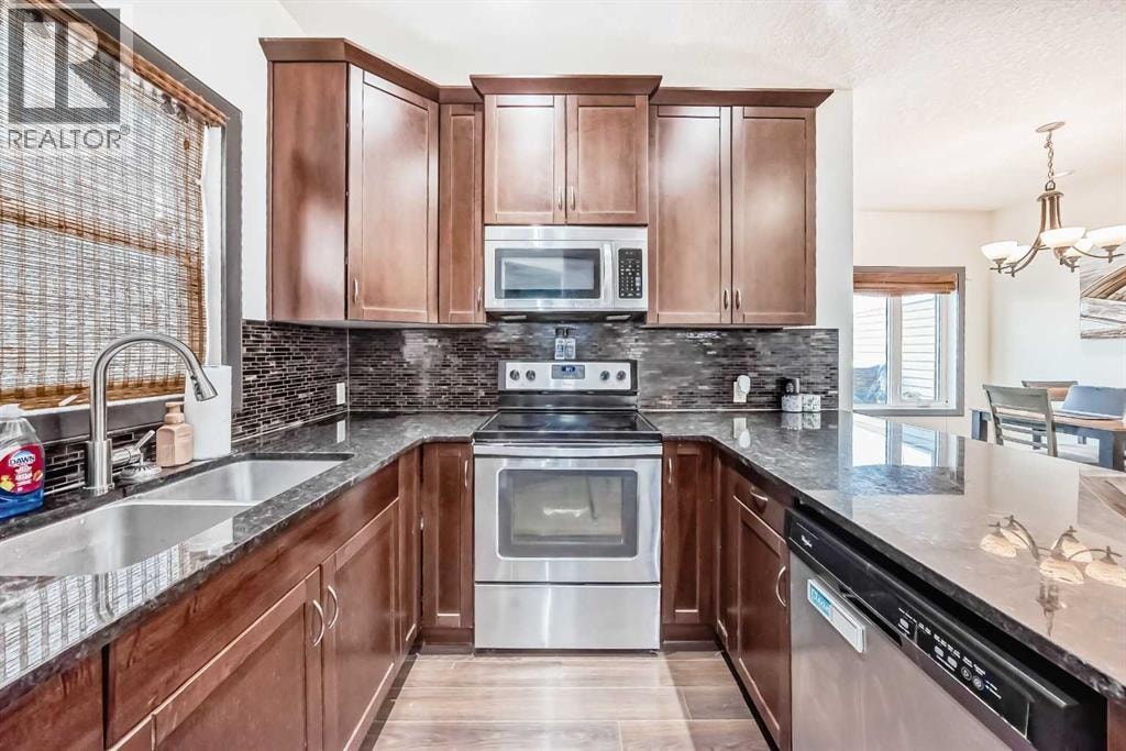 17 Redstone Common NE — photo 15