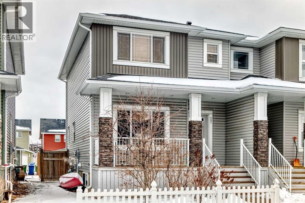 17 Redstone Common NE — photo 2