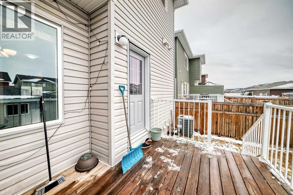 17 Redstone Common NE — photo 42