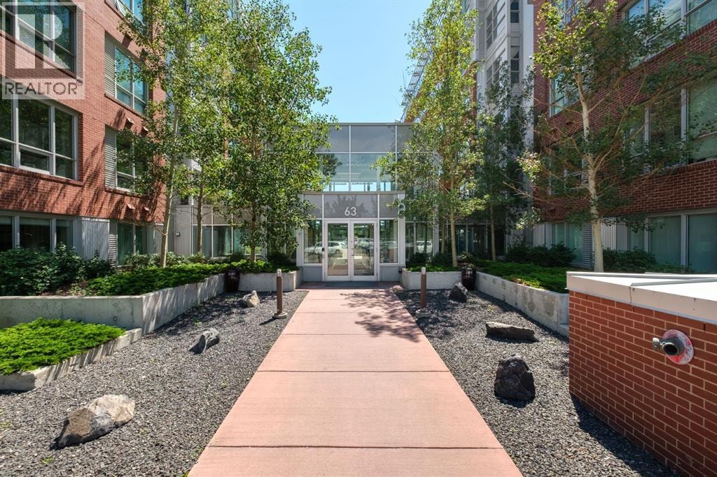 512, 63 Inglewood Park SE