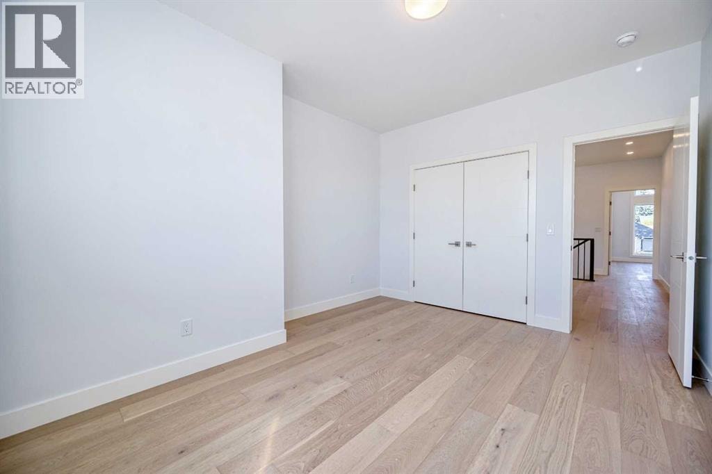 2008 26A Street SW — photo 31