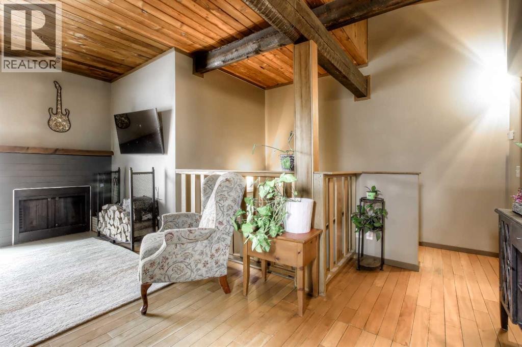 172 Oaktree Lane SW — photo 4