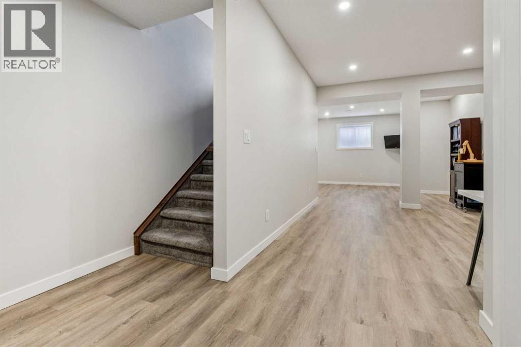 24 Willow Park Point — photo 18