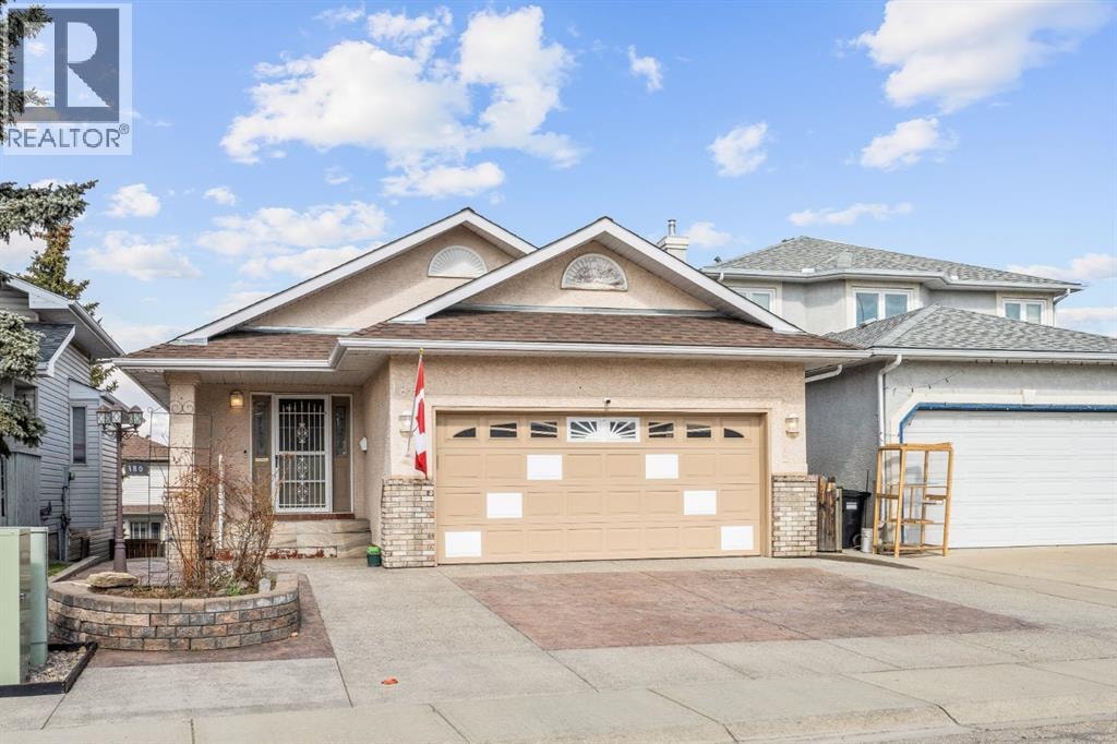 180 Hidden Vale Close NW — photo 1