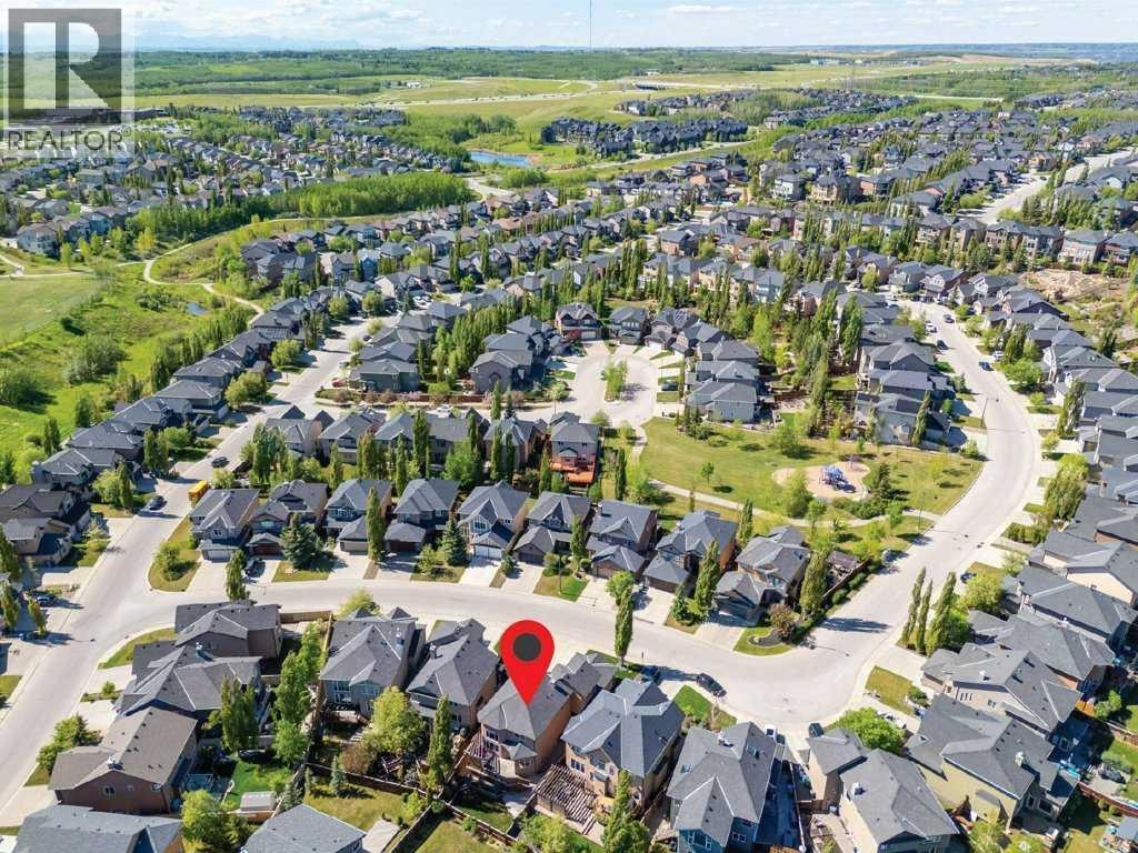 23 Aspen Stone Crescent SW — photo 43