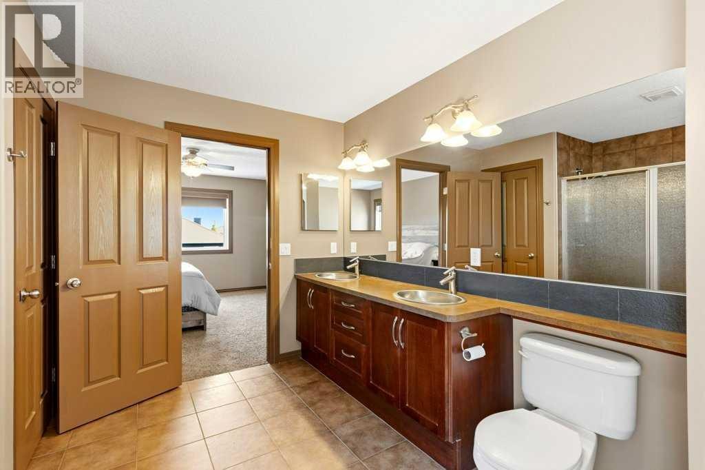 23 Aspen Stone Crescent SW — photo 28