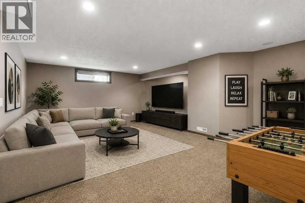 23 Aspen Stone Crescent SW — photo 35