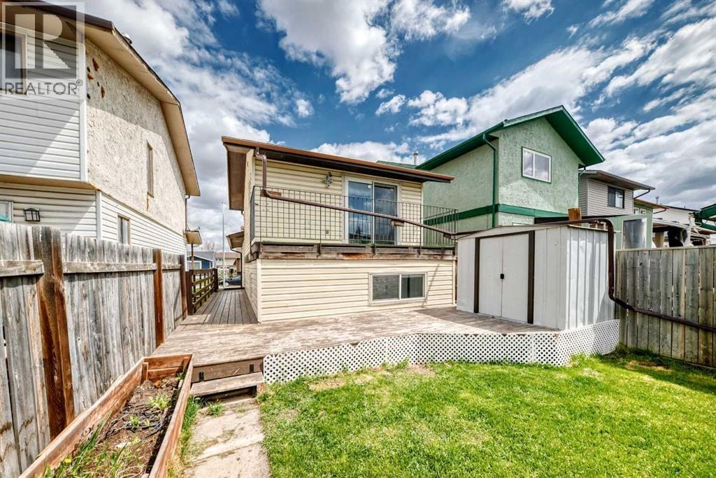 323 Falwood Way NE — photo 33