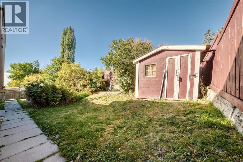724D Raynard Crescent SE — photo 29