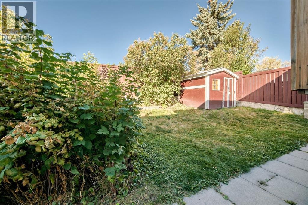 724D Raynard Crescent SE — photo 28